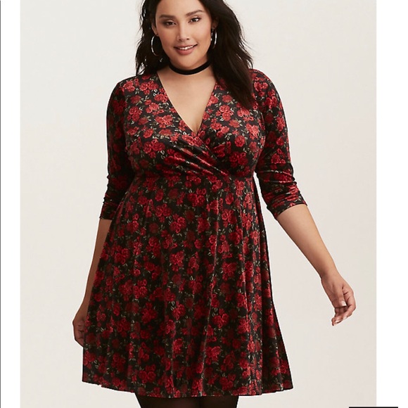 torrid Dresses & Skirts - TORRID RED AND BLACK ROSE VELVET WRAP DRESS